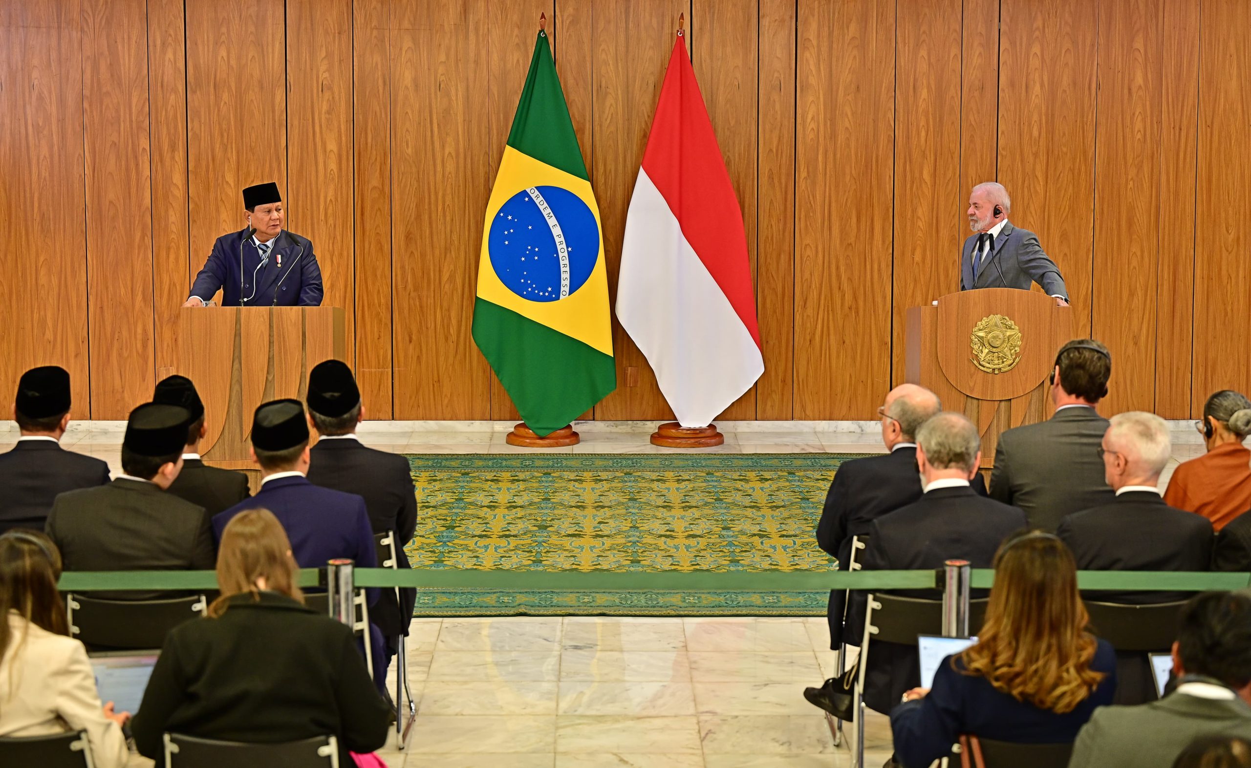 Presiden Prabowo bersama Presiden Brazil