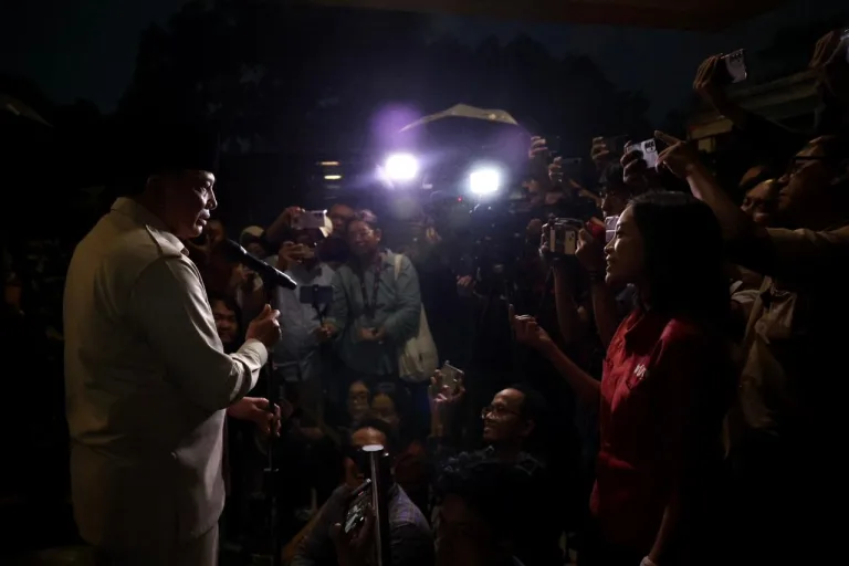 WhatsApp Image 2025-10-23 at 18.01.21