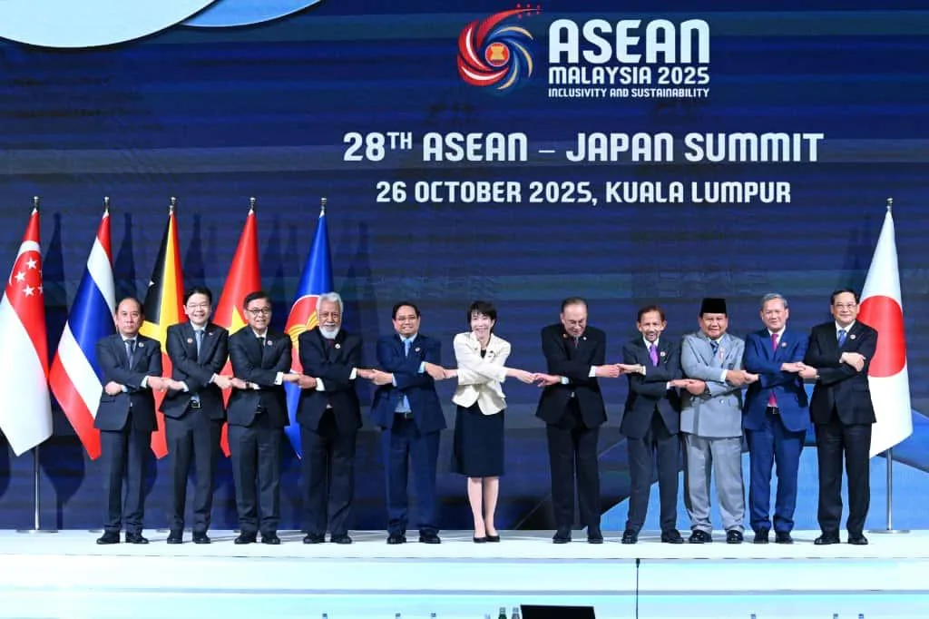 WhatsApp Image 2025-10-26 at 19.43.11