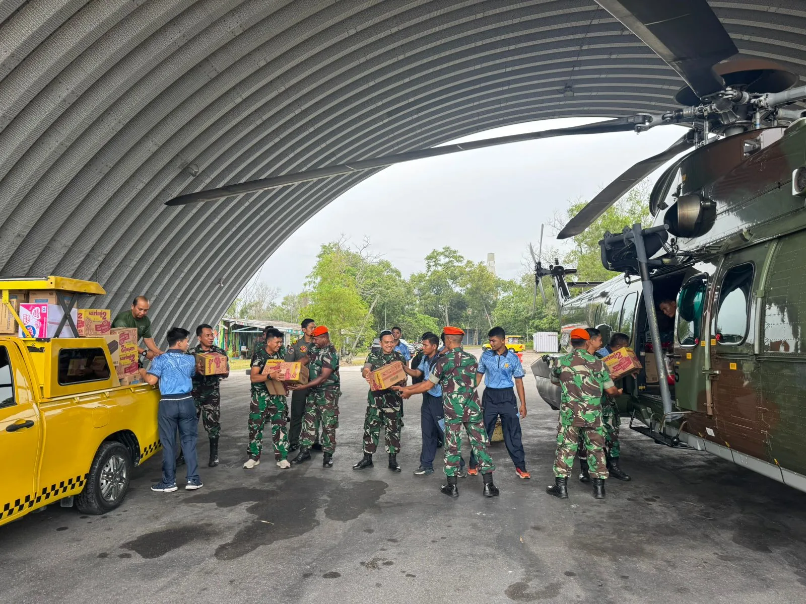 TNI AU