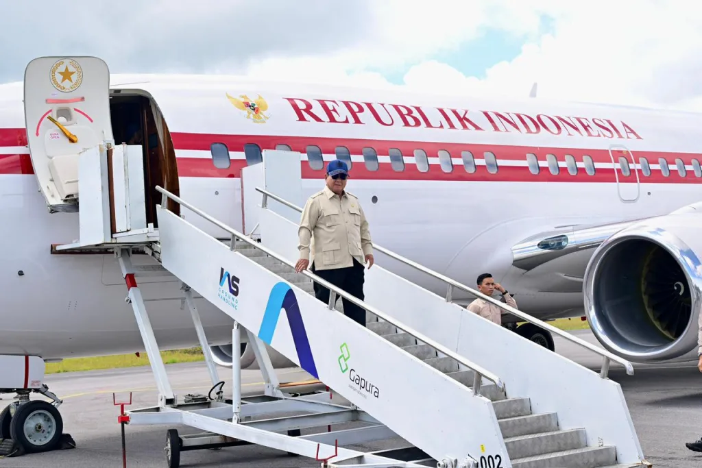Presiden RI Prabowo Subianto menjemput PM Malaysia Anwar Ibrahim