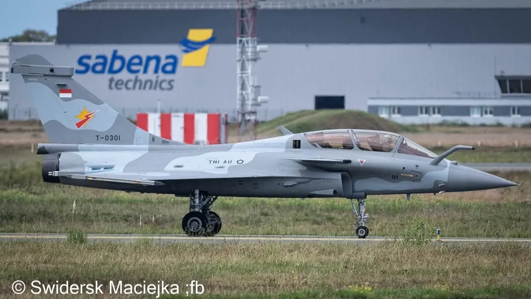 Pesawat tempur Rafale T-0301 yang akan memperkuat TNI AU. (Dok. Swidersk Maciejka)