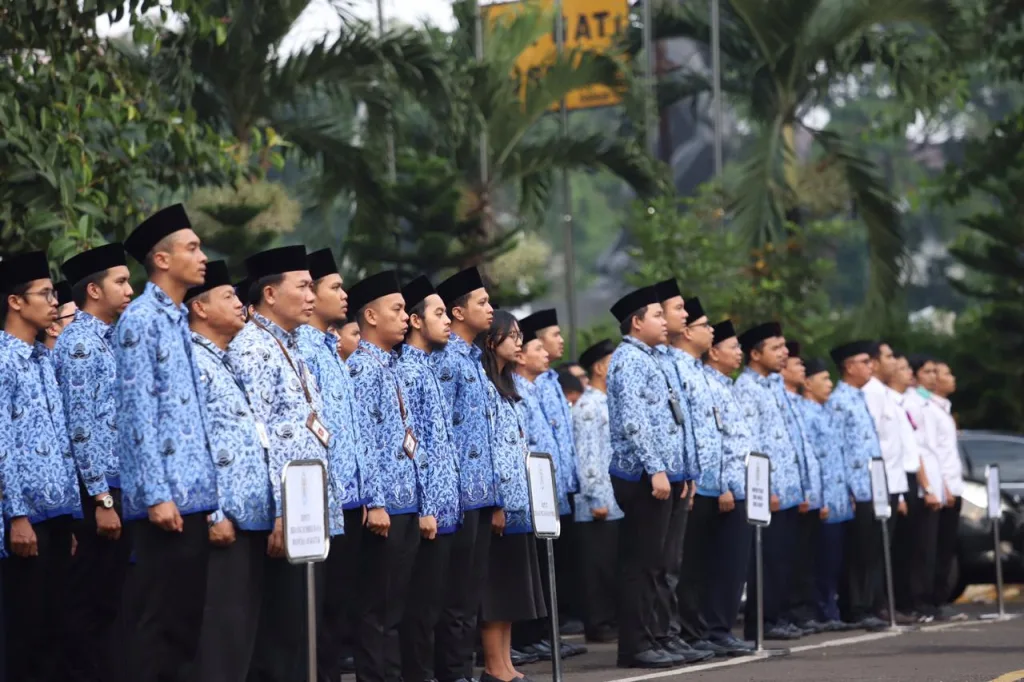 20190609_-_Hari_Pertama_Masuk_Kerja_Menteri_PANRB_akan_Pantau_Kehadiran_ASN