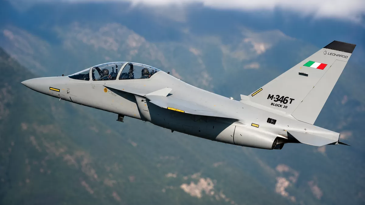 Pesawat Tempur M-346