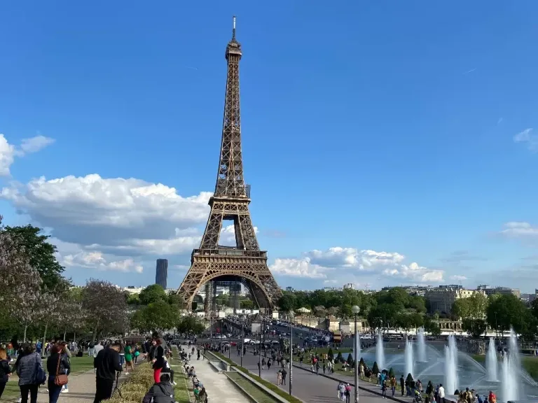 spot-foto-terbaik-di-menara-eiffel-paris